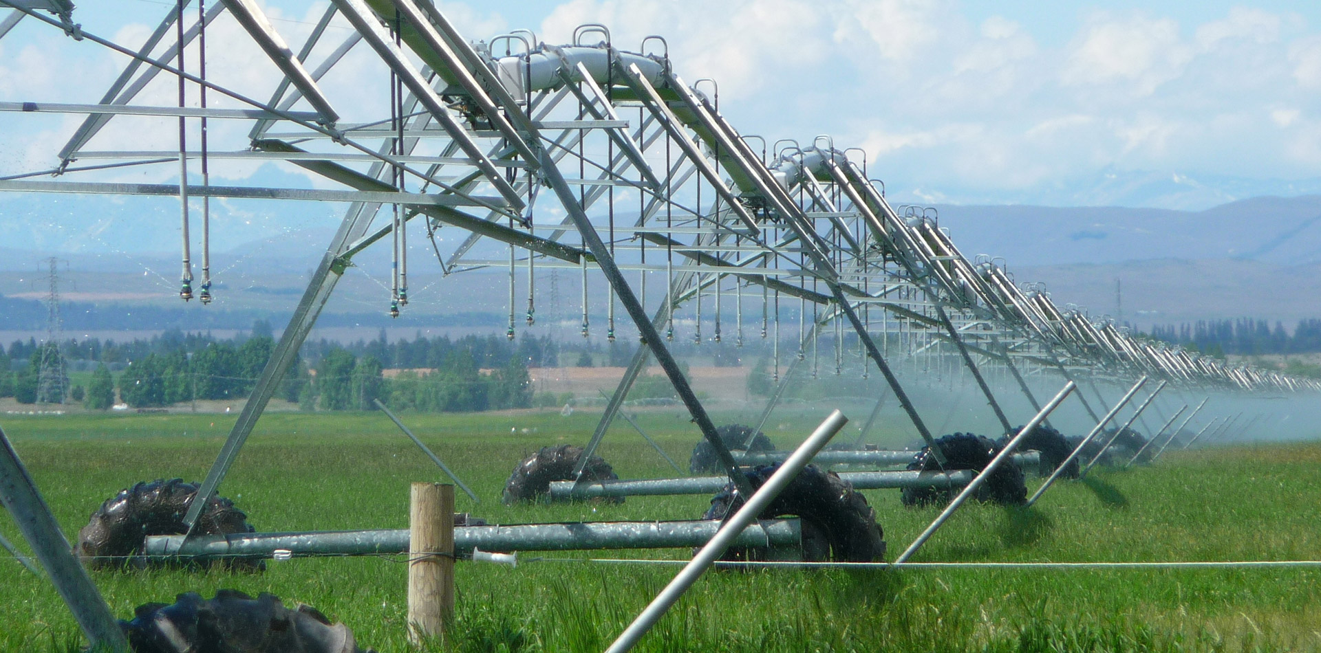 以pp电子游戏平台治水精神 做pp电子游戏平台节水事业